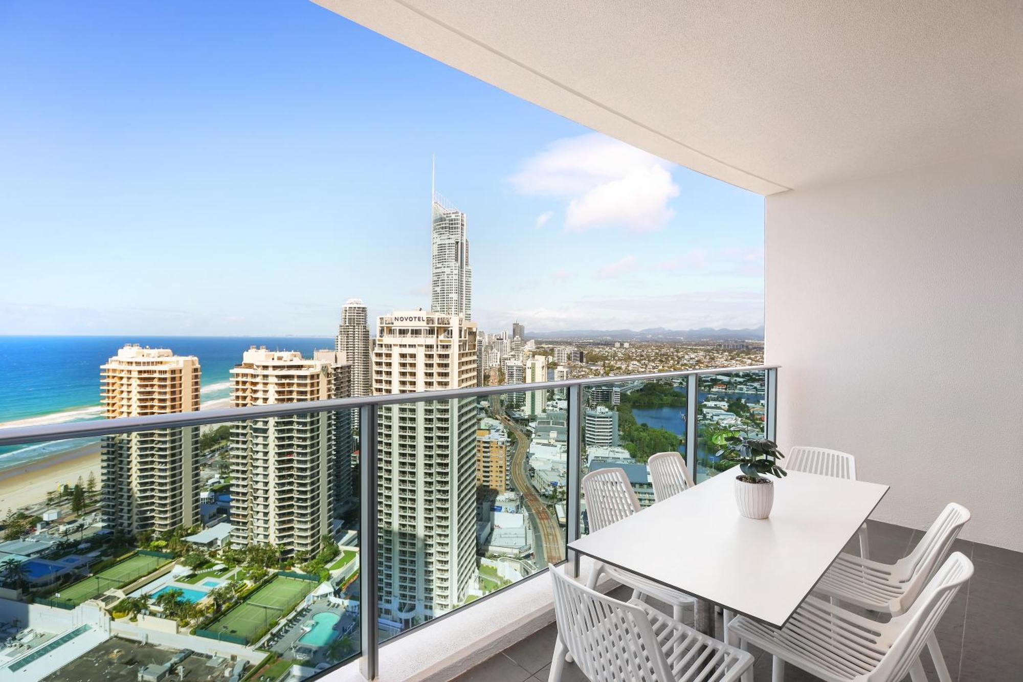 Number 1 H Residences - Wifi, Parking & More By Gold Coast Holidays Exterior foto